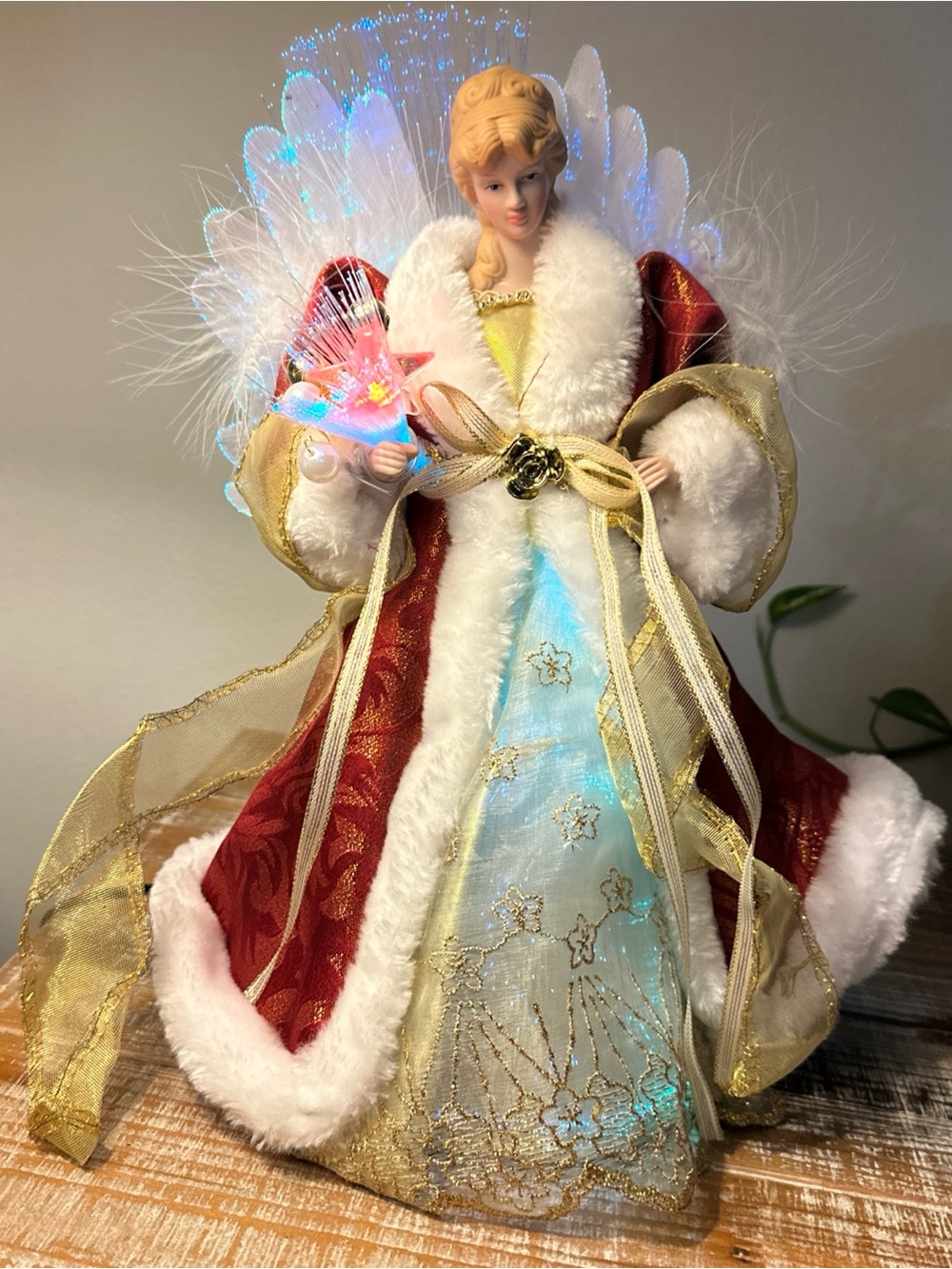 Vintage Christmas Fiber Optic Angel Tree Topper/Tabletop 12"